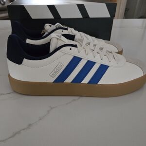 NIB Women's adidas VL Court 3.0 Shoes